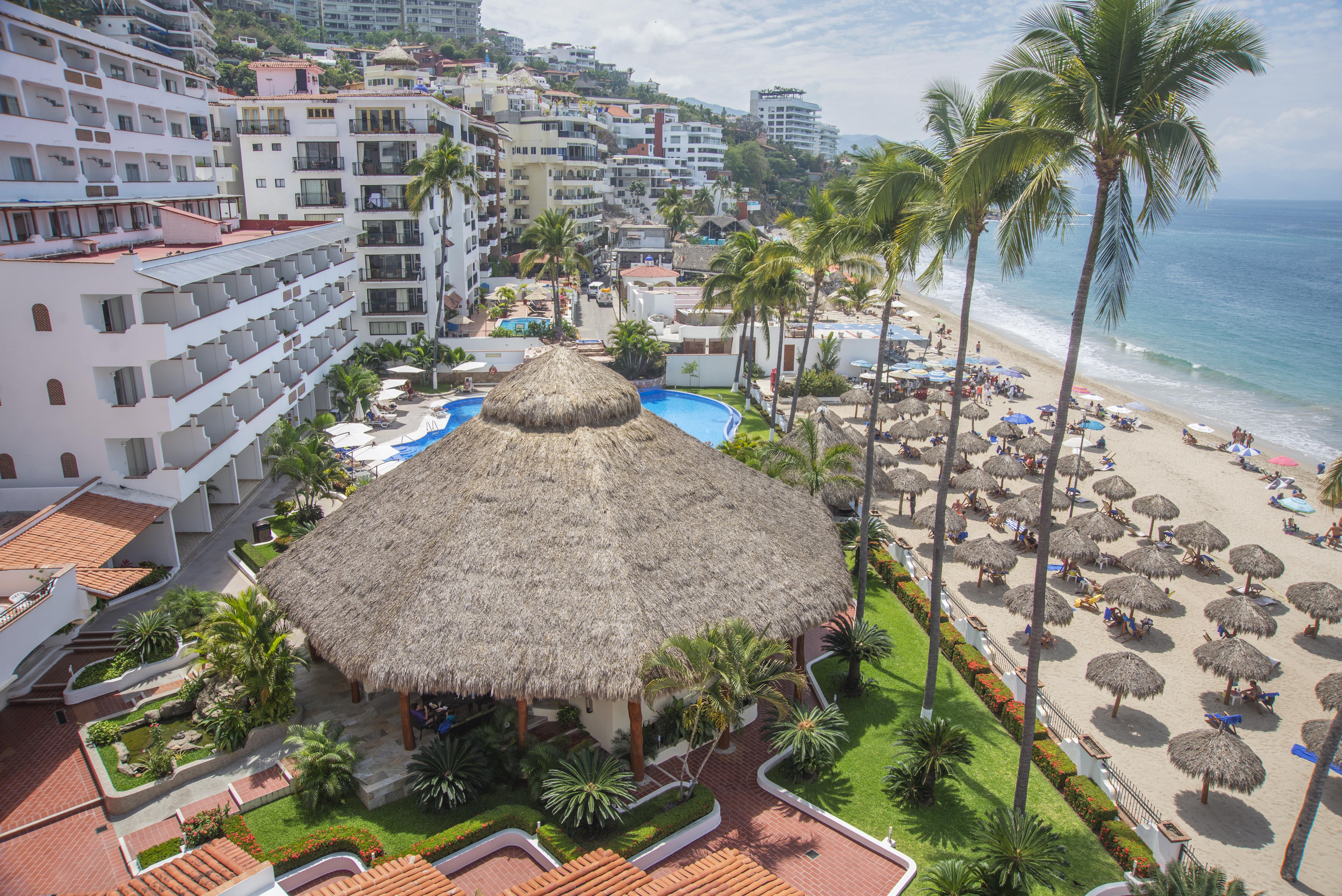 Tropicana Hotel Puerto Vallarta Bagian luar foto