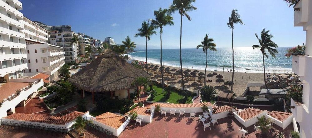 Tropicana Hotel Puerto Vallarta Bagian luar foto