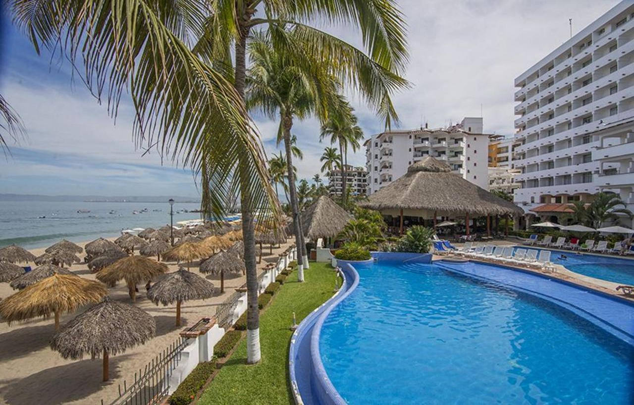 Tropicana Hotel Puerto Vallarta Bagian luar foto